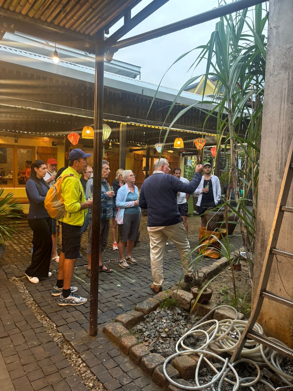 ffa4e369-49d7-412c-8348-5372cf7a3c1d_10_11zon